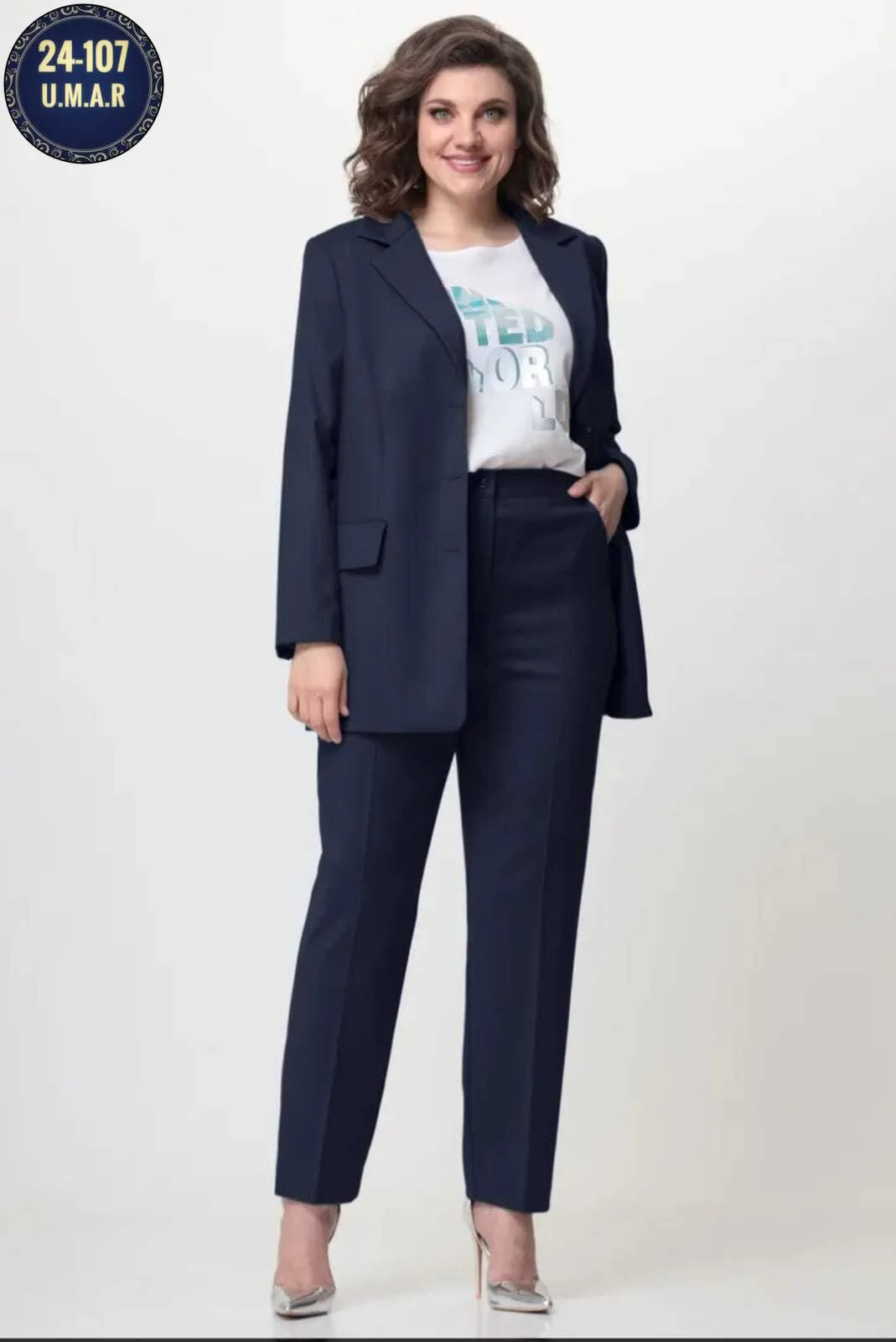 Распродажа по 800 руб Костюм тройка Ткань Барби Размеры 50-52 54-56 58-60 Цвета без