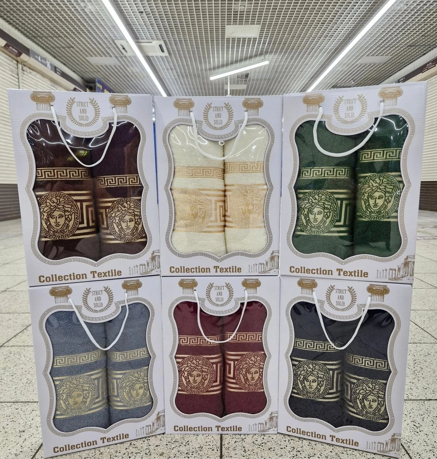 Комплект из двух полотенец в коробке. 2шт Для баня и лицо Цена за набор