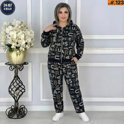 Новинка Женский костюм-двойка. Размеры: 4XL 54 56 , 5XL 56 58 , 6XL 58