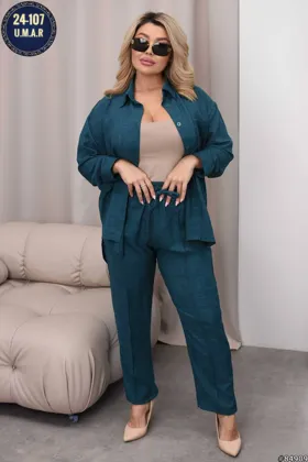 Снова радует вас новой коллекцией Кастюм двойка Есть в наличии Размеры: 54 56 58